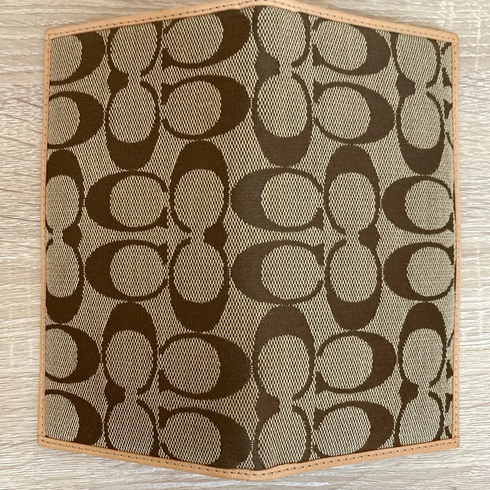 Coach Logo Checkbook Wallet